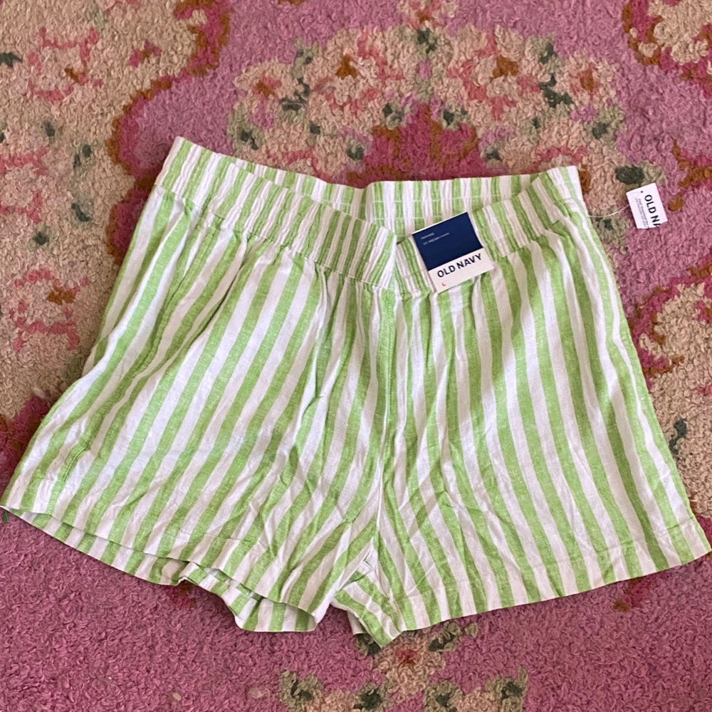NWT OLD NAVY SHORTS